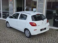 Mitsubishi-Space Star detalhes 1