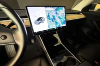 Tesla-Model 3 detalhes 2
