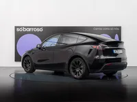Tesla-Model Y detalhes 2