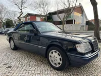 Mercedes-Benz-300 Imagem Principal