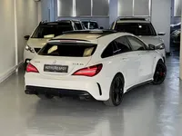 Mercedes-Benz-CLA 45 AMG detalhes 2