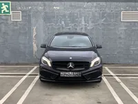 Mercedes-Benz-A 180 detalhes 1