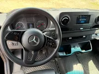 Mercedes-Benz-Sprinter detalhes 2