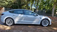 Tesla-Model 3 detalhes 2