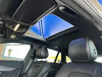 Mercedes-Benz-EQC detalhes 2