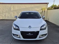 Renault-Megane Coupe detalhes 1