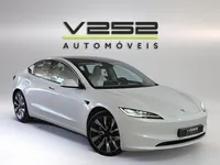Tesla-Model 3 Imagem Principal