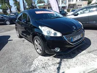 Peugeot-208 detalhes 1