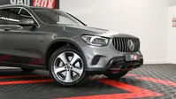 Mercedes-Benz-GLC 300 detalhes 2