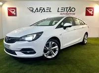 Opel-Astra Sports Tourer Imagem Principal