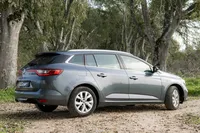 Renault-Megane Sport Tourer detalhes 2