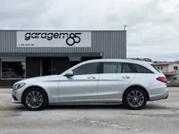 Mercedes-Benz-C 220 detalhes 1