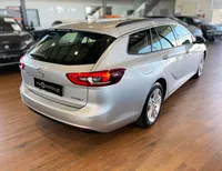 Opel-Insignia Sports Tourer detalhes 1