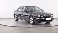 Jaguar-X-Type detalhes 1