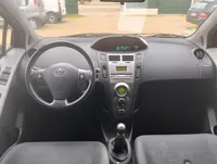 Toyota-Yaris detalhes 2