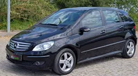 Mercedes-Benz-B 180 detalhes 1