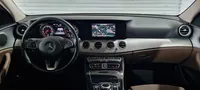 Mercedes-Benz-E 220 detalhes 2