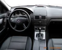 Mercedes-Benz-C 350 detalhes 1