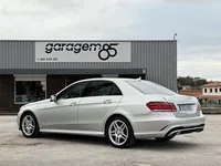 Mercedes-Benz-E 220 detalhes 2