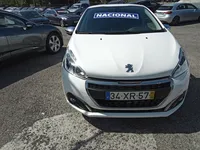 Peugeot-208 detalhes 1