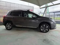 Peugeot-2008 detalhes 2