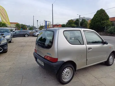 Small Image 1