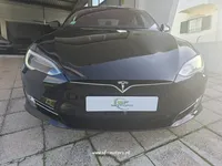 Tesla-Model S detalhes 1