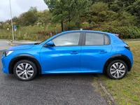 Peugeot-E-208 detalhes 2