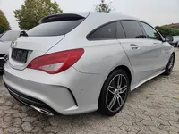 Mercedes-Benz-CLA 220 detalhes 2