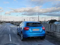 Mercedes-Benz-A 180 detalhes 1
