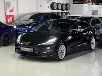 Tesla-Model 3 Imagem Principal