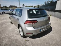 Volkswagen-Golf detalhes 1