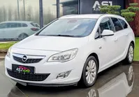 Opel-Astra Sports Tourer Imagem Principal