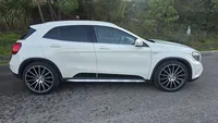 Mercedes-Benz-GLA 180 detalhes 2