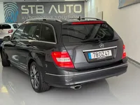 Mercedes-Benz-C 220 detalhes 2