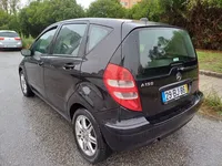 Mercedes-Benz-A 150 detalhes 1