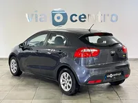 Kia-Rio detalhes 1