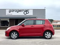 Suzuki-Swift detalhes 1