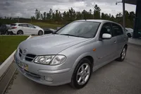 Nissan-Almera detalhes 2
