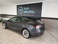 Tesla-Model 3 detalhes 1