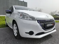 Peugeot-208 detalhes 1