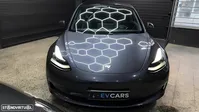 Tesla-Model 3 detalhes 2
