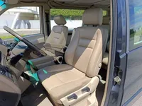 Mercedes-Benz-V 280 detalhes 1