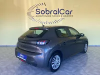 Peugeot-208 detalhes 1