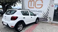 Dacia-Sandero detalhes 2