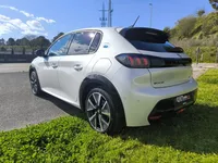 Peugeot-E-208 detalhes 2