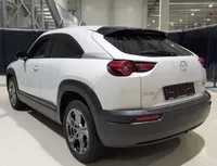 Mazda-MX-30 detalhes 2