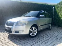 Skoda-Fabia Imagem Principal