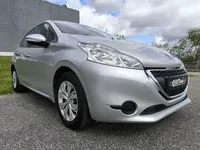 Peugeot-208 detalhes 1