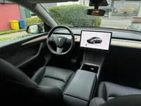 Tesla-Model Y detalhes 2